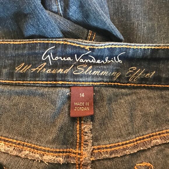 Gloria Vanderbilt Shorts Womens Jessa Two Toned Denim Slimming Effects Size 14 - Picture 8 of 10